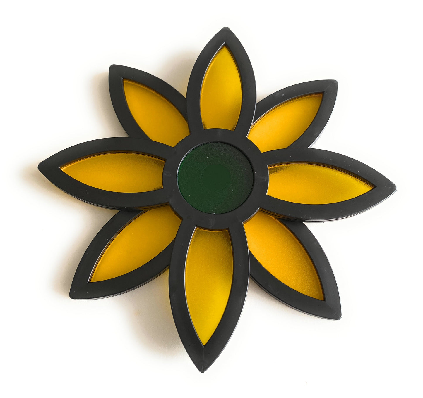 Pretty Panels - 8 Leaf Rotatable Design - No. 750