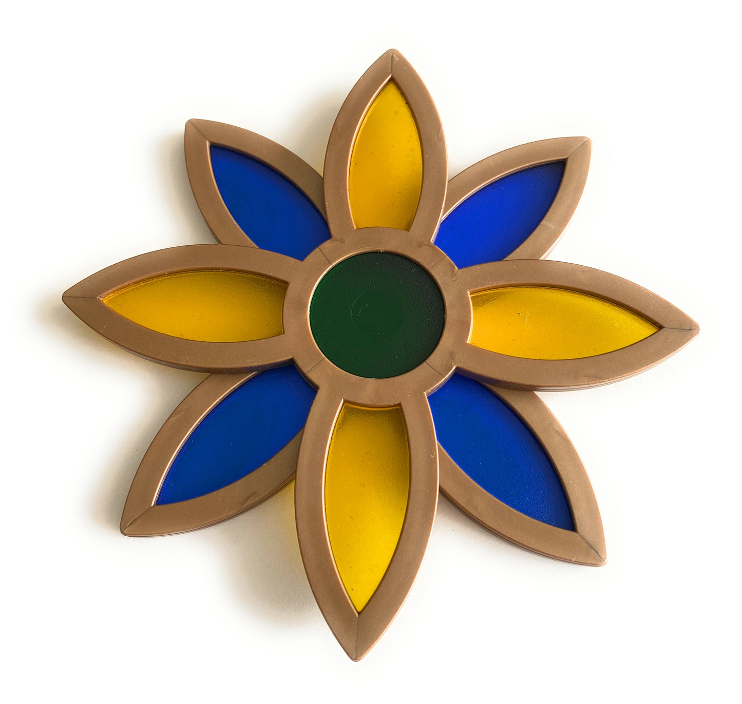 Pretty Panels - 8 Leaf Rotatable Design - No. 751