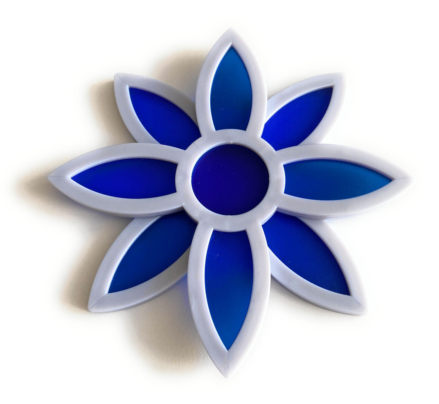 Pretty Panels - 8 Leaf Rotatable Design - No. 751