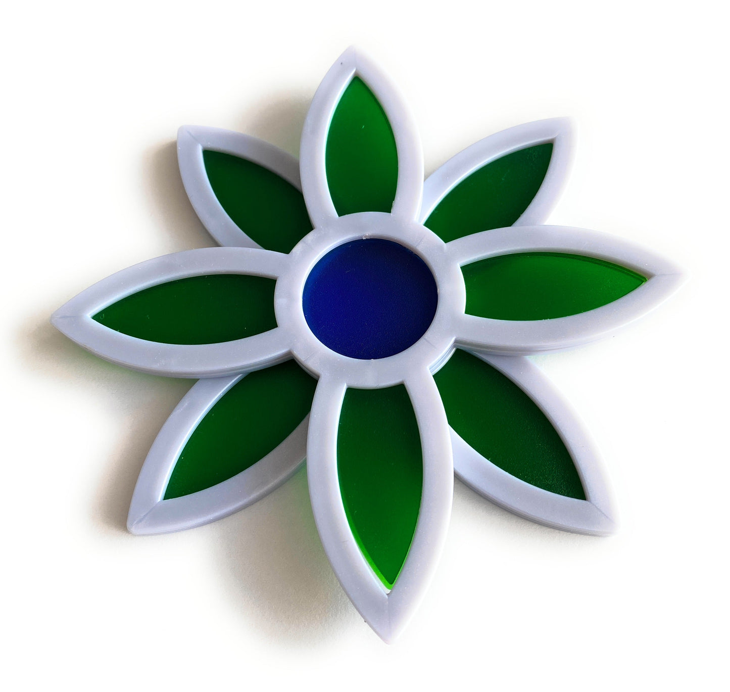 Pretty Panels - 8 Leaf Rotatable Design - No. 751