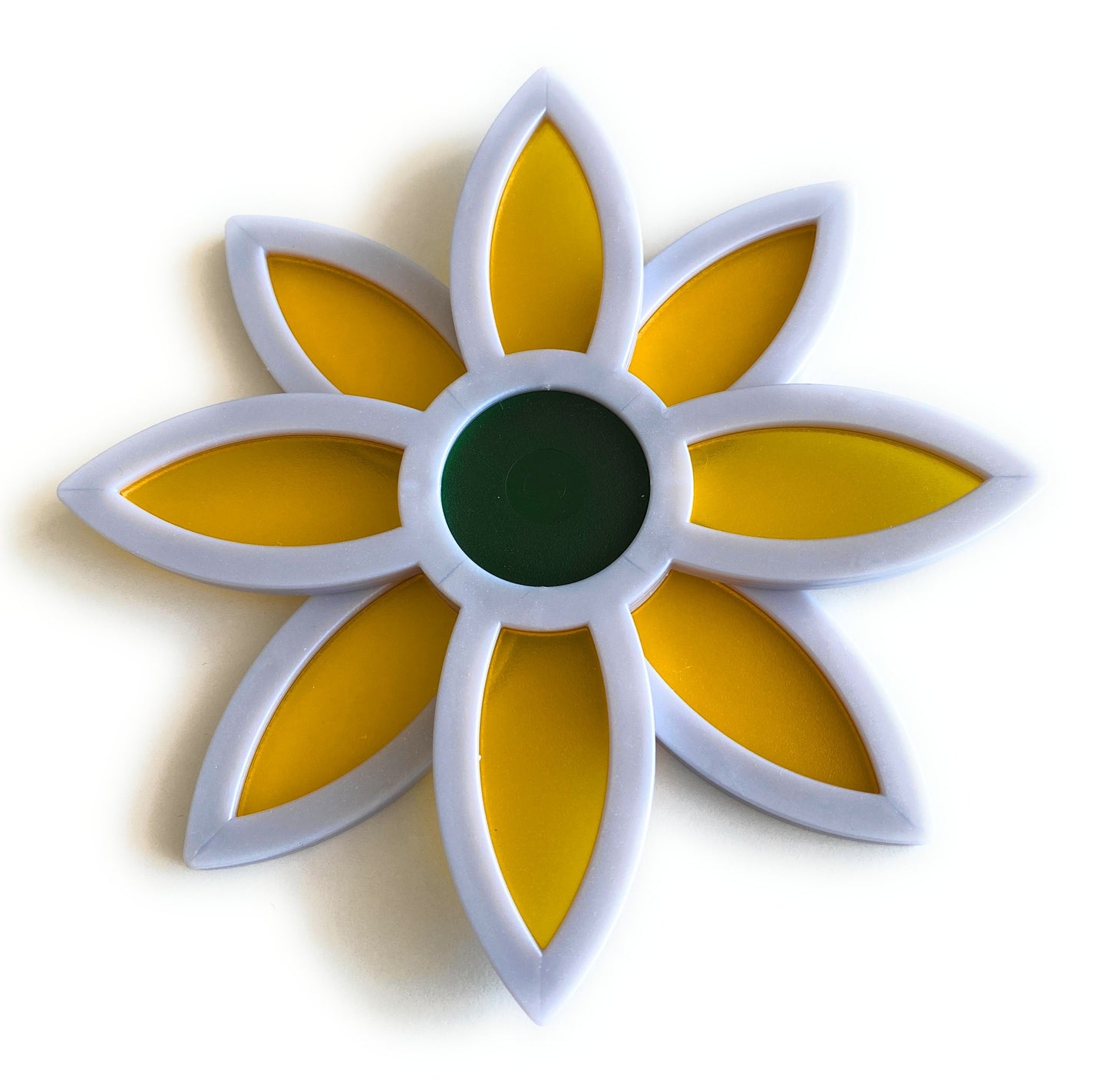 Pretty Panels - 8 Leaf Rotatable Design - No. 751