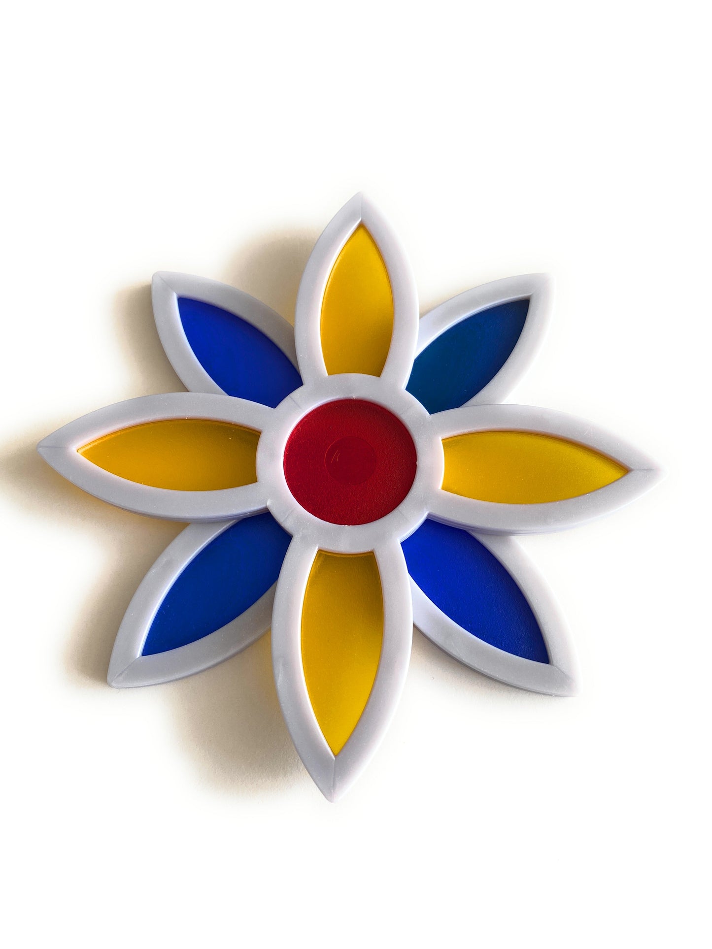 Pretty Panels - 8 Leaf Rotatable Design - No. 751
