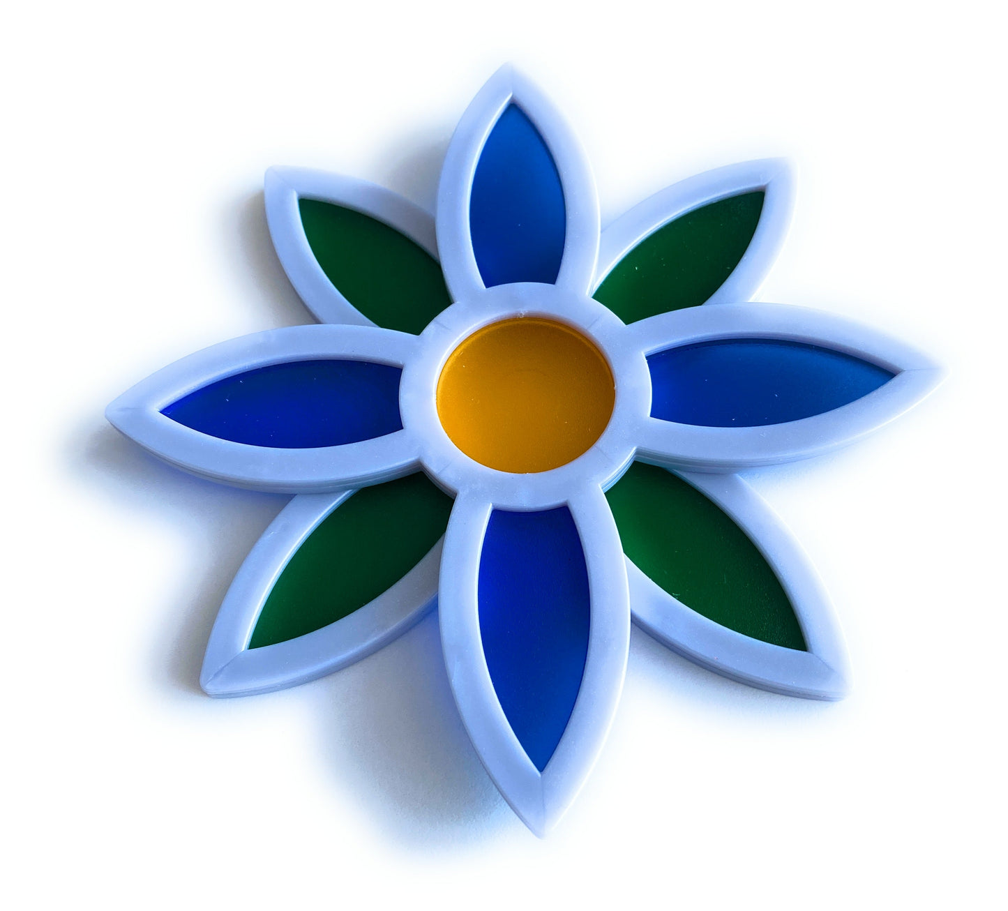 Pretty Panels - 8 Leaf Rotatable Design - No. 751