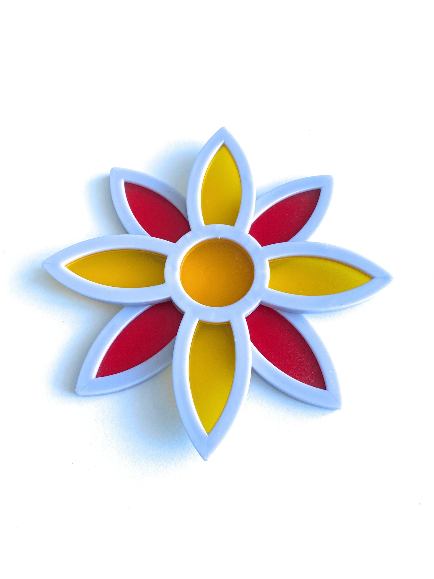 Pretty Panels - 8 Leaf Rotatable Design - No. 751